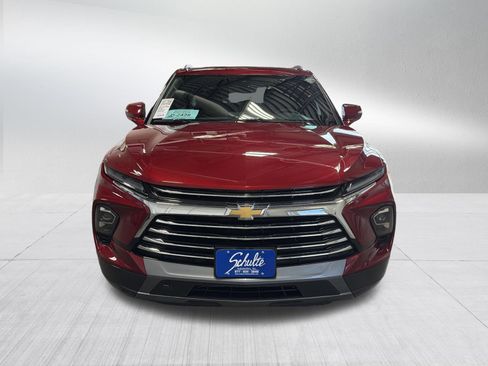 Used 2024 Chevrolet Blazer Premier image 3