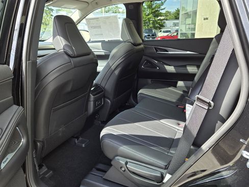 New 2026 INFINITI QX60 Luxe w/ Cargo Package image 22