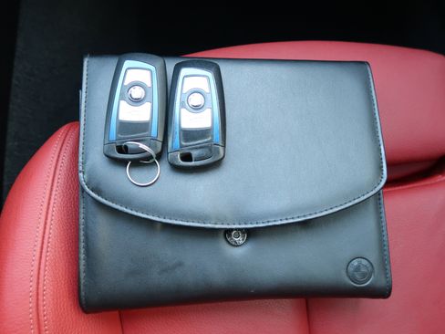 Used 2015 BMW M235i 2dr Cpe M235i RWD image 25