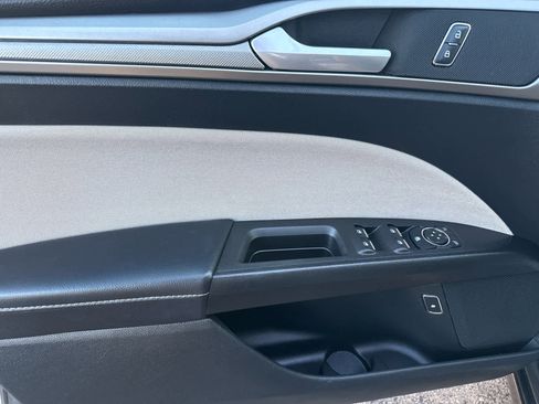 Used 2017 Ford Fusion S image 10