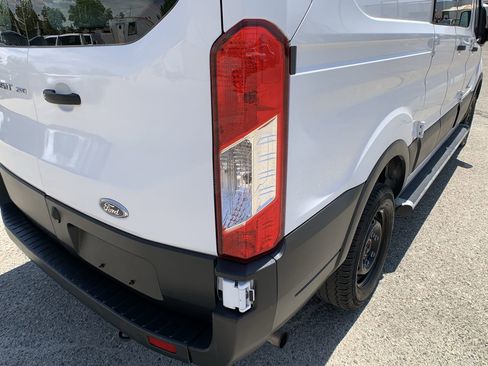 Used 2022 Ford Transit 250 Low Roof w/ Exterior Upgrade Package image 33