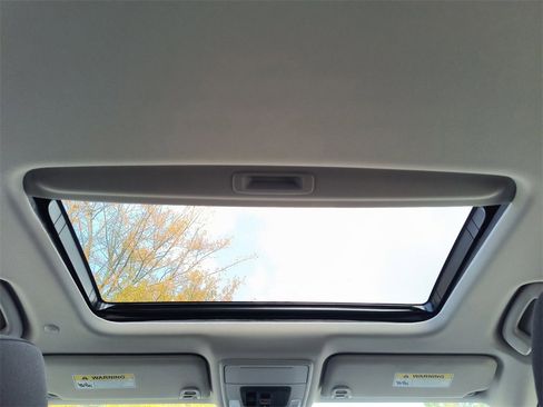 New 2025 Honda Accord SE image 11