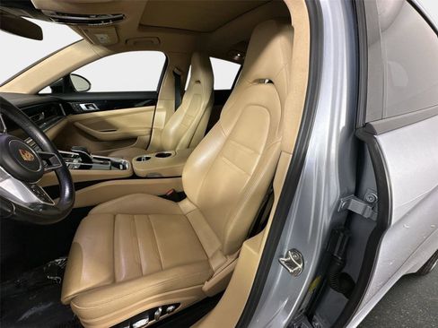 Used 2018 Porsche Panamera 4 AWD/4WD image 11