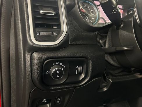 Used 2022 RAM 1500 Big Horn AWD/4WD image 14