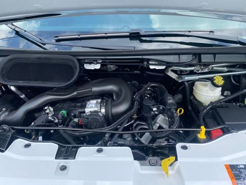 New 2025 Ford Transit 250 Low Roof image 15