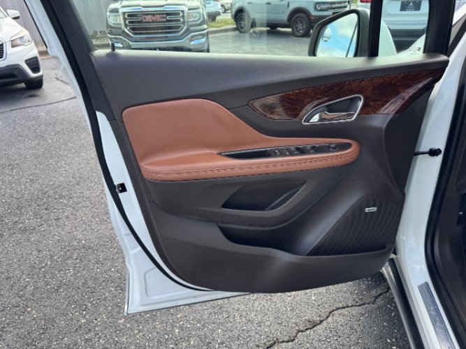 Used 2013 Buick Encore Leather FWD image 16