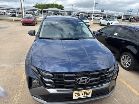 Used 2025 Hyundai Tucson SEL image 2