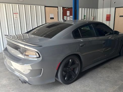 Used 2017 Dodge Charger SRT Hellcat RWD image 5