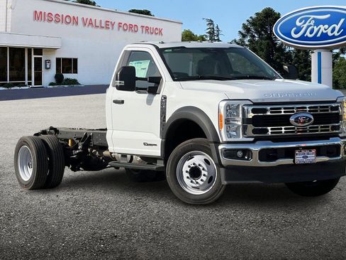 New 2023 Ford F450 XL w/ XL Chrome Package image 2