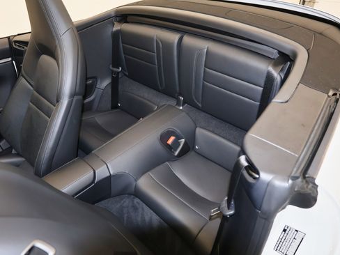 Used 2020 Porsche 911 Carrera 4S image 22