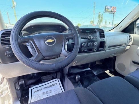 Used 2011 Chevrolet Silverado 2500 W/T image 13