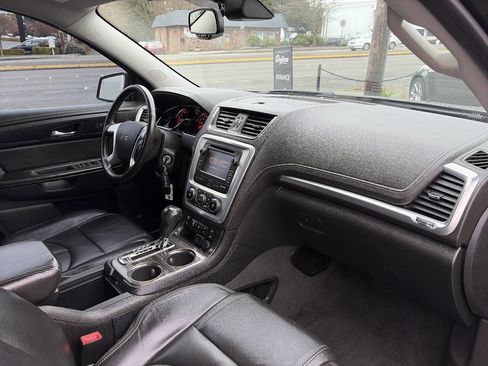 Used 2015 GMC Acadia SLT AWD/4WD image 22
