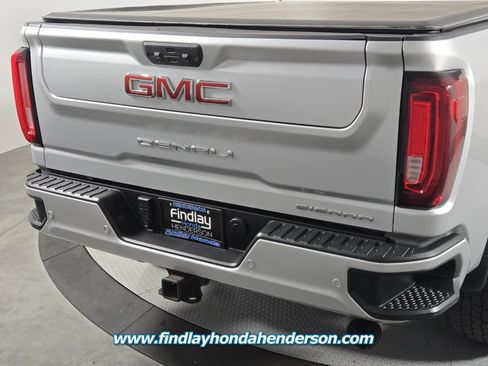 Used 2021 GMC Sierra 2500 Denali w/ Denali Ultimate Package AWD/4WD image 6