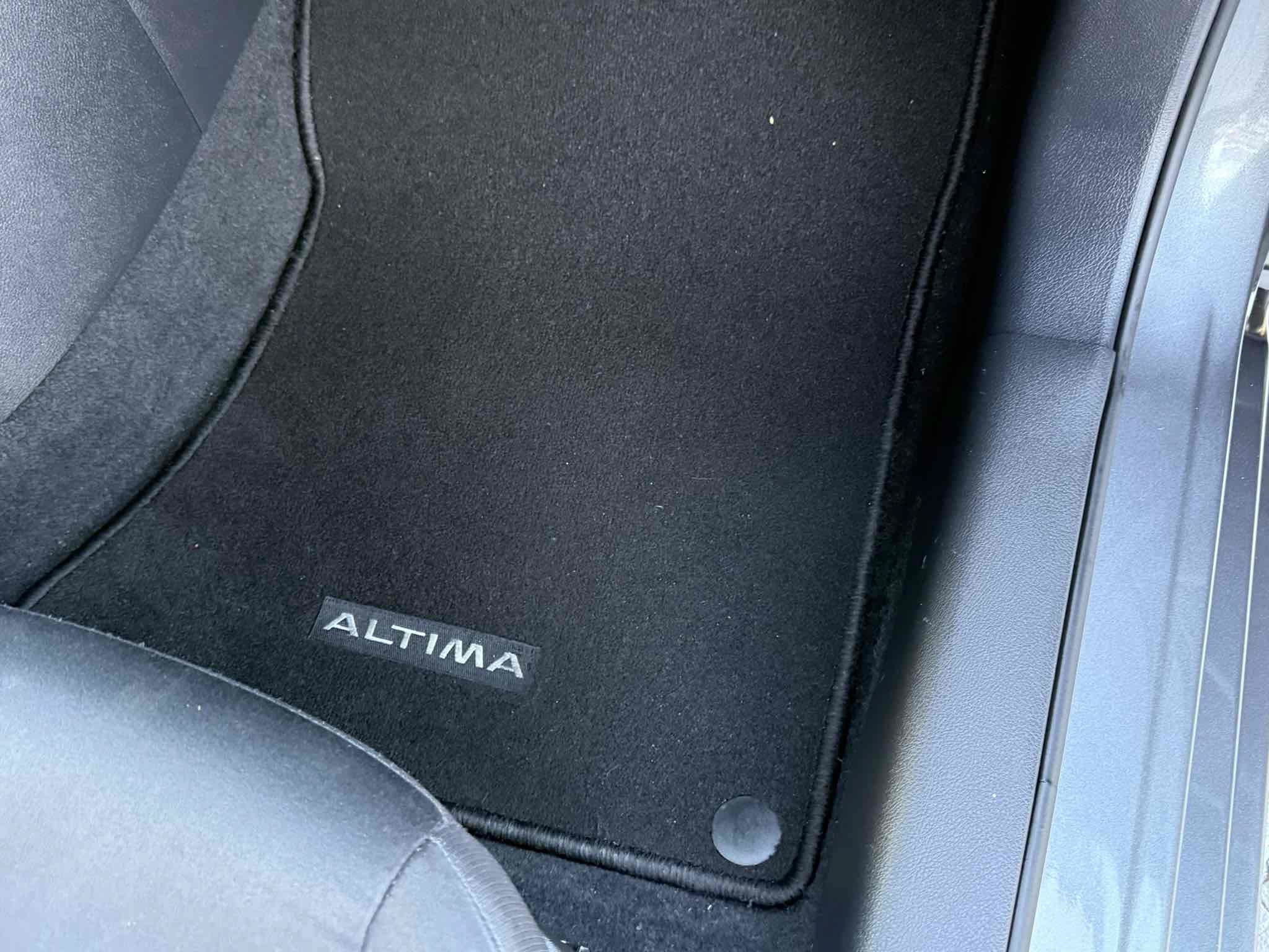 Used 2022 Nissan Altima 2.5 S FWD image 45