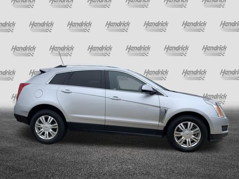 Used 2016 Cadillac SRX Luxury w/ Driver Awareness Package image 11