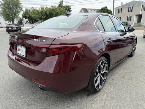 Used 2019 Alfa Romeo Giulia AWD w/ Cold Weather Package image 7