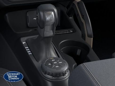 New 2025 Ford Bronco Badlands image 47