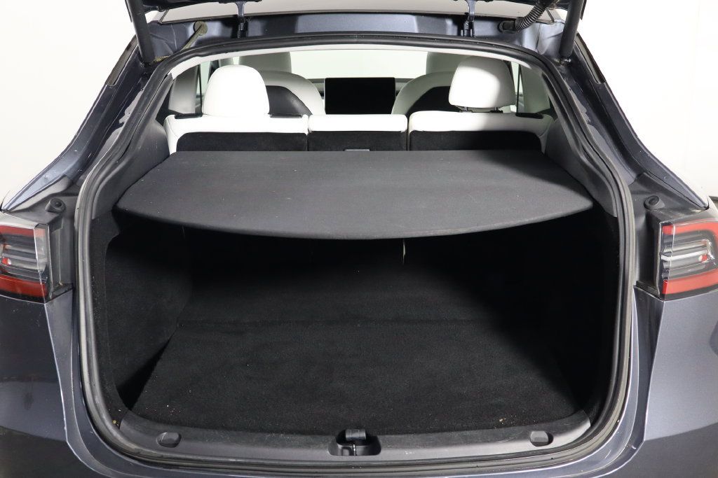 Used 2023 Tesla Model Y Long Range AWD/4WD image 15