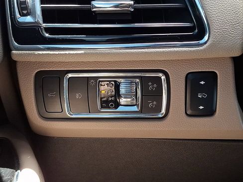 Certified 2022 Lincoln Navigator L Reserve AWD/4WD image 28