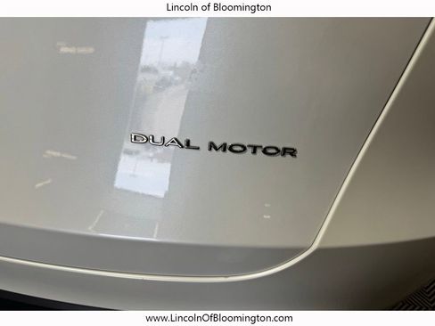 Used 2023 Tesla Model Y Long Range image 21