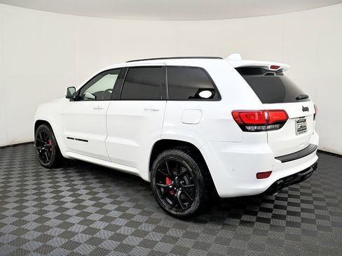 Used 2019 Jeep Grand Cherokee SRT image 13