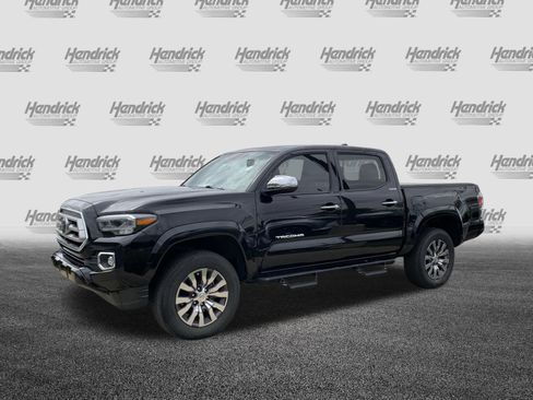 Used 2021 Toyota Tacoma Limited AWD/4WD image 5