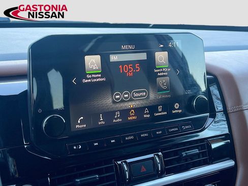 Used 2024 Nissan Pathfinder Platinum w/ Cargo Package image 18