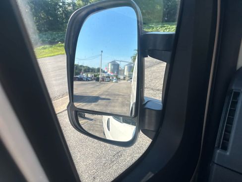 New 2025 RAM ProMaster 2500 w/ Convenience Group image 23