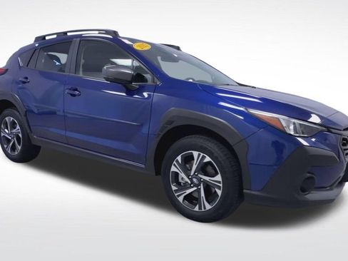 Used 2025 Subaru Crosstrek 2.5i Premium AWD/4WD image 9