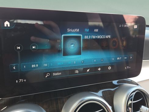 Used 2022 Mercedes-Benz GLC 300 image 30