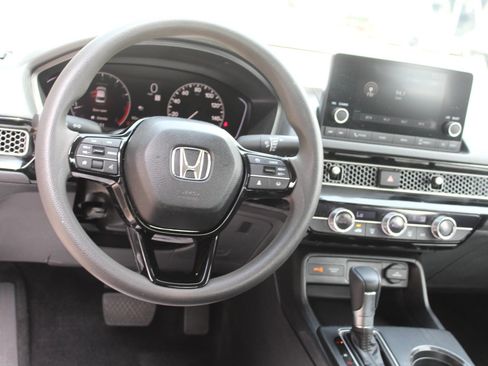 Used 2025 Honda Civic LX image 18