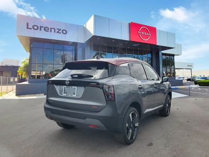 New 2026 Nissan Kicks SR