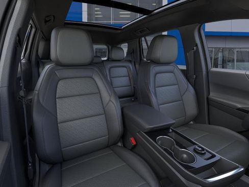 New 2026 Chevrolet Equinox LT w/ Convenience Package II AWD/4WD image 40