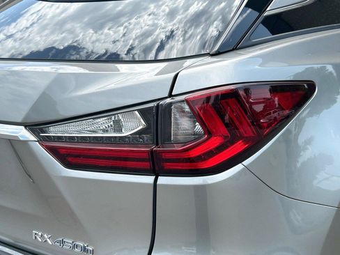 Used 2022 Lexus RX 450h AWD w/ Premium Package image 11