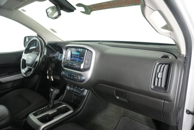 Used 2018 Chevrolet Colorado LT w/ Redline Special Edition AWD/4WD image 18