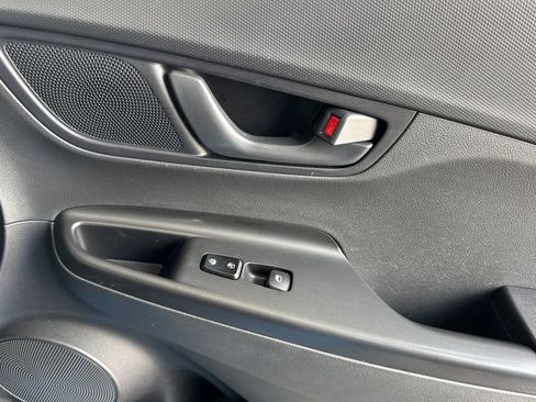 Used 2022 Hyundai Kona SEL FWD image 20