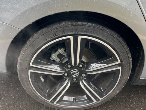 Used 2023 Honda Accord Sport image 8