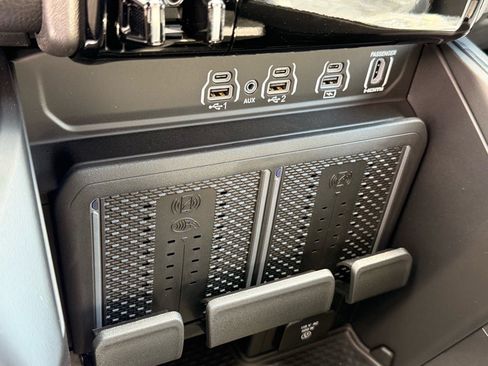 New 2026 RAM 1500 Laramie w/ Night Edition image 18