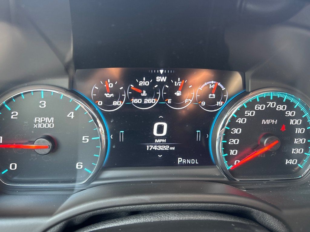 Used 2018 GMC Yukon XL Denali w/ Open Road Package AWD/4WD image 20
