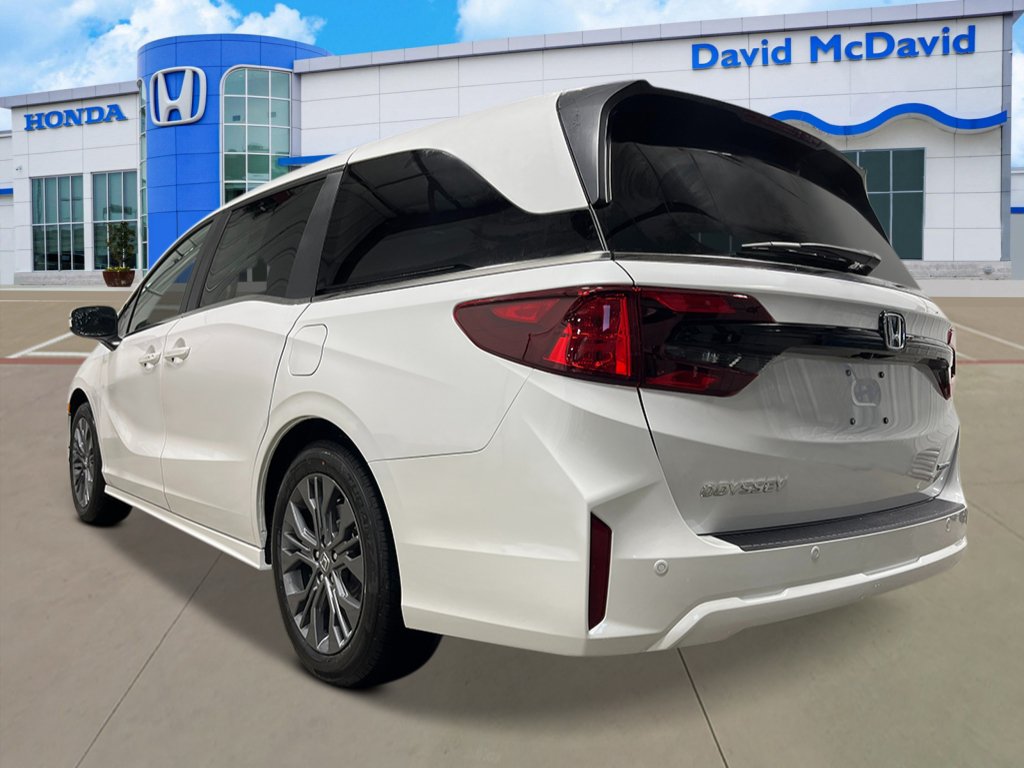 New 2027 Honda Odyssey Touring image 4