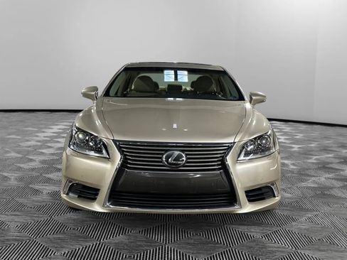 Used 2014 Lexus LS 460 AWD w/ Comfort Package image 2