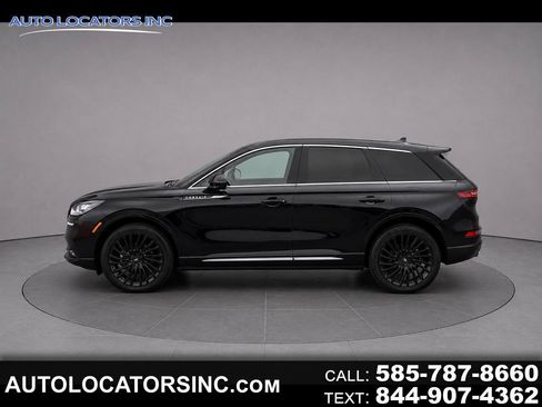 Used 2021 Lincoln Corsair Reserve AWD/4WD image 1
