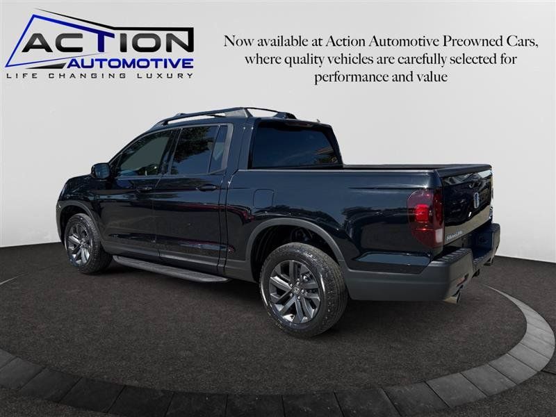 Used 2023 Honda Ridgeline Sport image 6