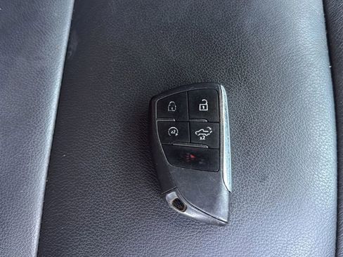 Used 2024 Chevrolet Silverado 1500 LT Trail Boss w/ LT Trail Boss Premium Package image 28