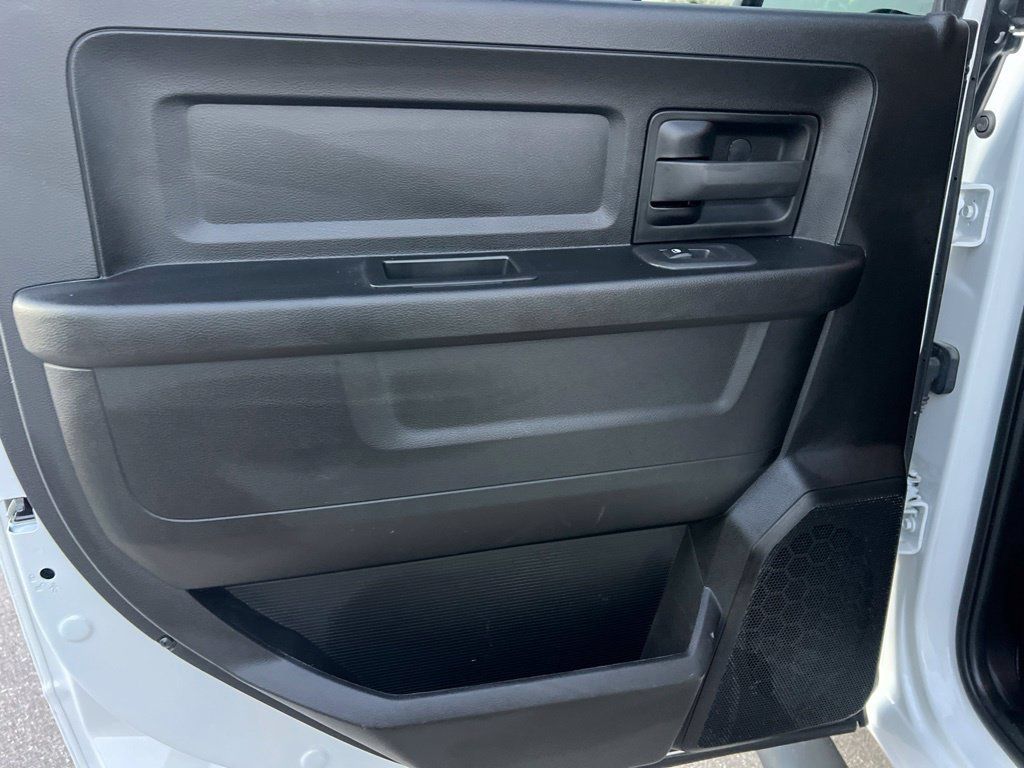 Used 2025 RAM 3500 Tradesman AWD/4WD image 22