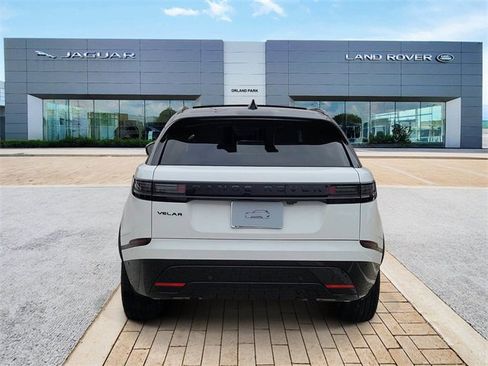 New 2026 Land Rover Range Rover Velar Dynamic SE image 6