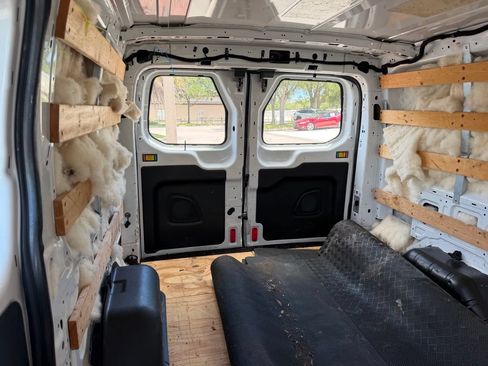 Used 2017 Ford Transit 250 130 Low Roof w/ Exterior Upgrade Package RWD image 17