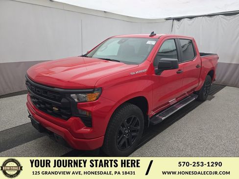 Used 2024 Chevrolet Silverado 1500 Custom AWD/4WD image 1