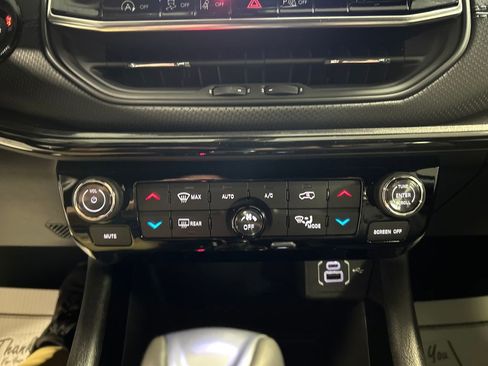 New 2026 Jeep Compass Limited image 17