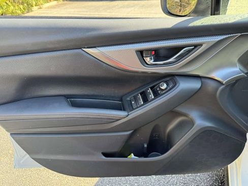 Used 2023 Subaru Crosstrek 2.5i Limited w/ Moonroof Package image 15